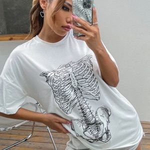 Skeleton Tee